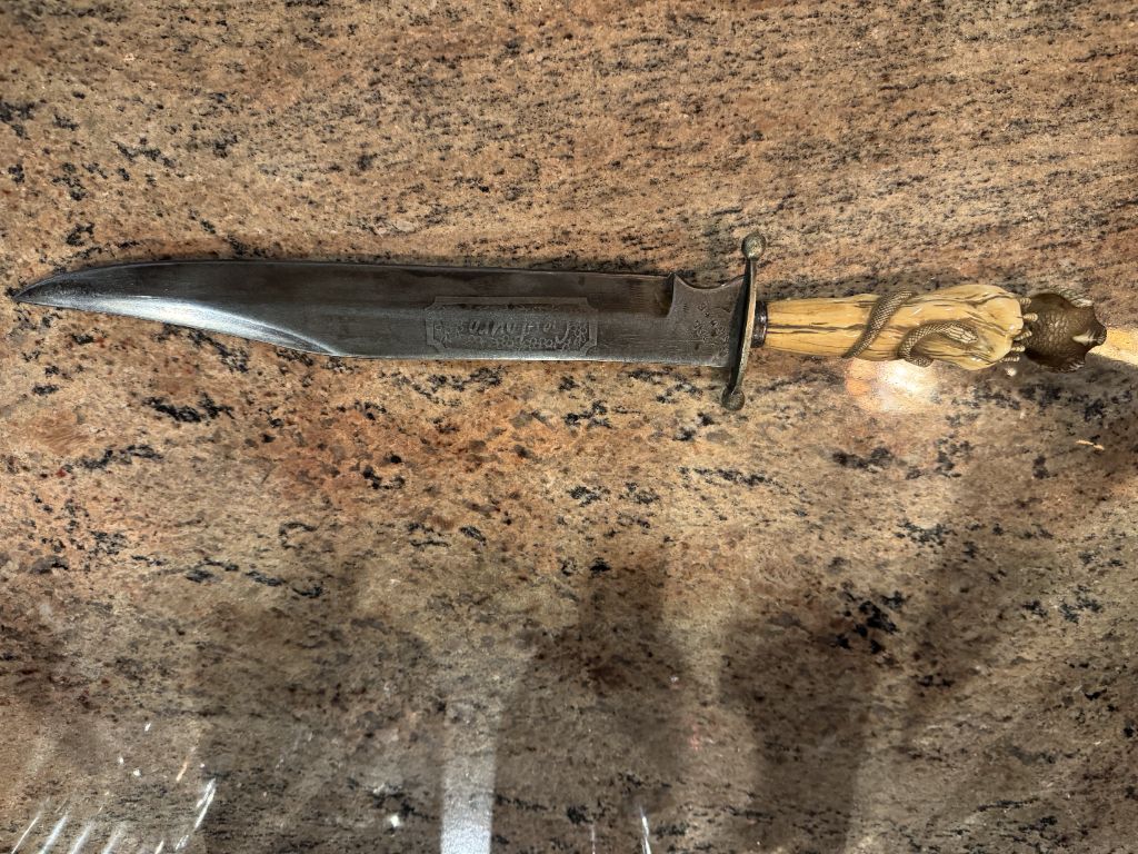 Full blade with Centauro cartouche